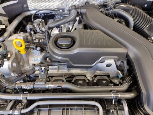 New 2025 Volkswagen Jetta Sport image 6