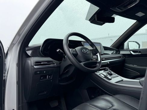 Used 2023 Hyundai Palisade Calligraphy FWD image 11