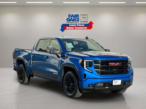 Used 2022 GMC Sierra 1500 Elevation image 1