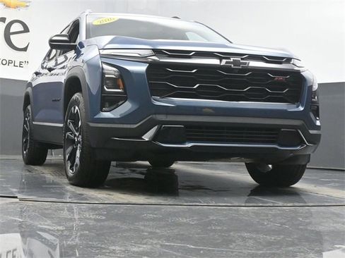 Certified 2026 Chevrolet Equinox RS w/ Convenience Package III image 3