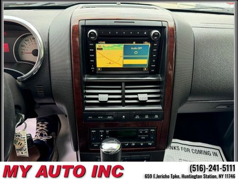 Used 2010 Ford Explorer Limited image 17