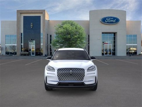 New 2026 Lincoln Corsair Premiere image 6