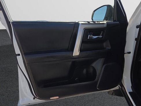 Used 2024 Toyota 4Runner SR5 RWD image 10