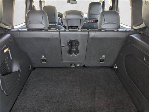 Used 2022 Jeep Renegade Trailhawk AWD/4WD image 6
