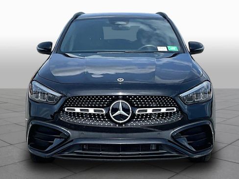 Used 2026 Mercedes-Benz GLA 250 4MATIC image 4