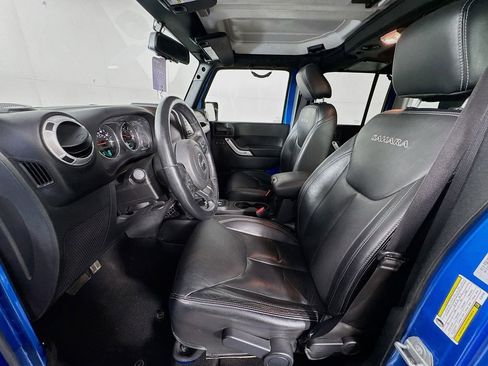 Used 2016 Jeep Wrangler Unlimited Sahara w/ Max Tow Package AWD/4WD image 24