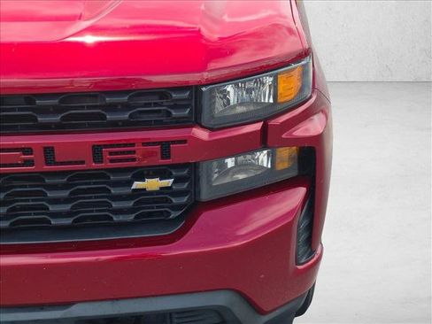 Used 2022 Chevrolet Silverado 1500 Custom RWD image 9