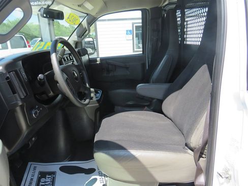 Used 2024 Chevrolet Express 2500 w/ Driver Convenience Package image 4