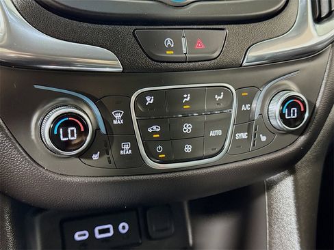 Certified 2024 Chevrolet Equinox LT image 13