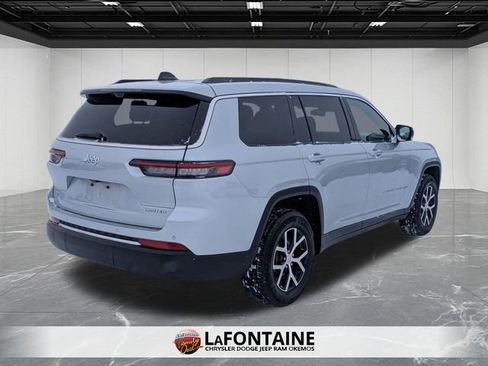 Used 2024 Jeep Grand Cherokee L Limited w/ Luxury Tech Group II image 5
