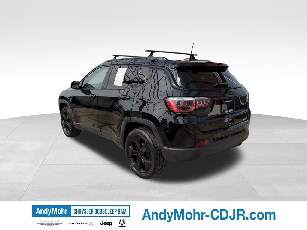 Used 2018 Jeep Compass Latitude w/ Popular Equipment Group AWD/4WD image 5