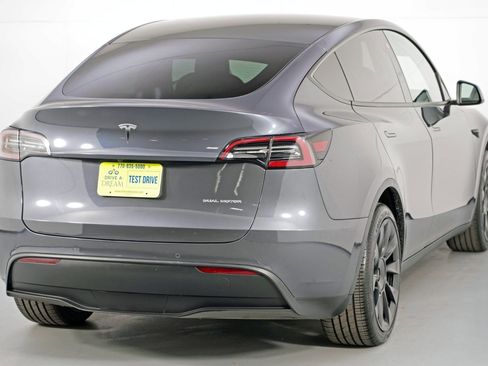 Used 2020 Tesla Model Y Long Range image 52