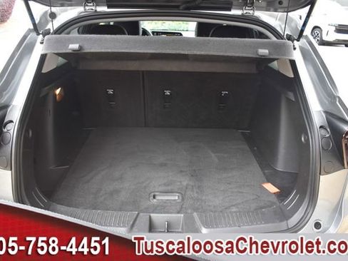 Used 2024 Chevrolet Trax LT w/ Driver Confidence Package FWD image 9