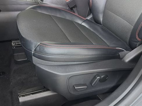 Used 2025 Ford Escape ST-Line AWD/4WD image 23