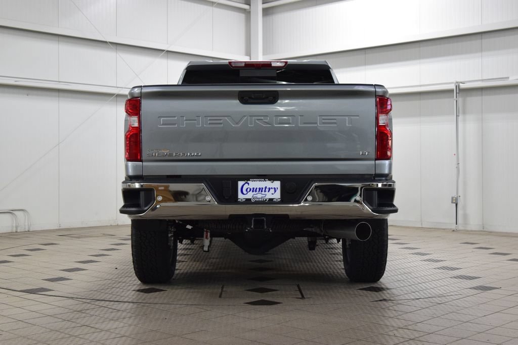 New 2026 Chevrolet Silverado 2500 LT w/ All Star Edition AWD/4WD image 7