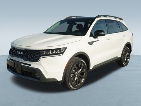 Used 2023 Kia Sorento X-Line EX image 3
