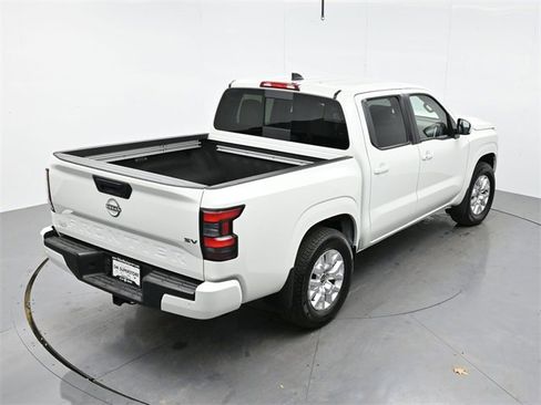 Used 2024 Nissan Frontier SV w/ SV Convenience Package image 35
