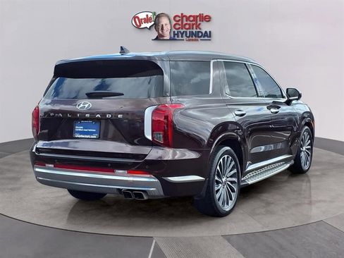 Certified 2023 Hyundai Palisade Calligraphy image 5