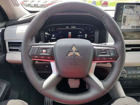 New 2026 Mitsubishi Outlander SEL AWD/4WD image 7