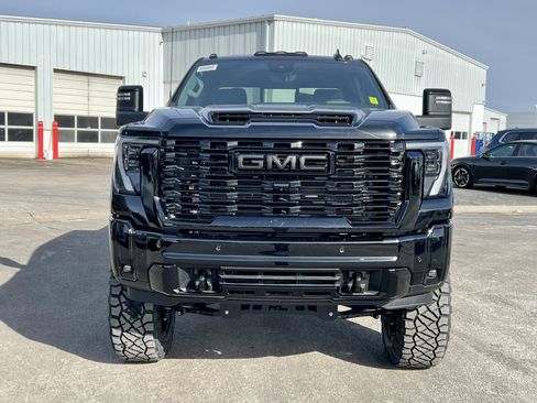 New 2026 GMC Sierra 2500 Denali w/ Denali Reserve Package image 2