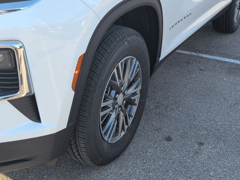 New 2026 Chevrolet Traverse LT w/ LPO, Floor Liner Package image 33