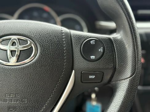 Used 2016 Toyota Corolla L image 25