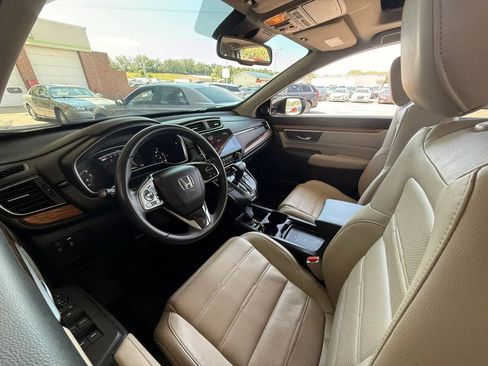 Used 2018 Honda CR-V Touring image 16