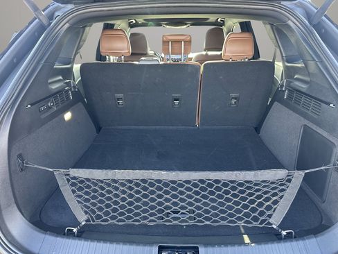 Used 2023 Lincoln Nautilus Reserve w/ Equipment Group 201A image 7