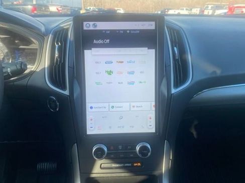 Used 2022 Ford Edge SEL w/ Convenience Package image 20