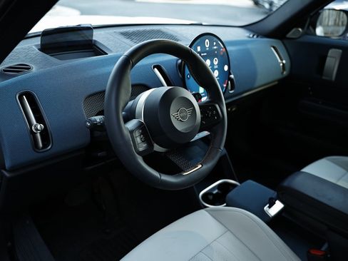 Used 2025 MINI Cooper Countryman S w/ Comfort Package Max image 20