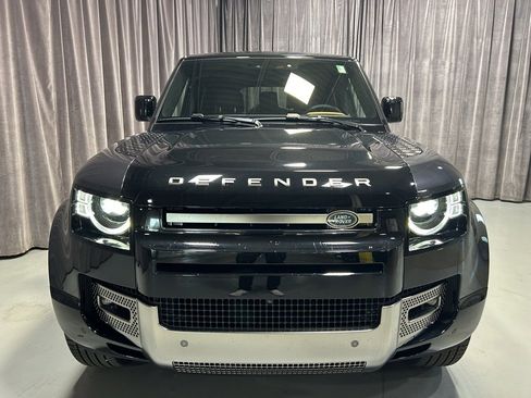 Used 2024 Land Rover Defender 130 X image 3
