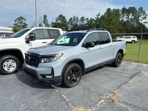 Used 2025 Honda Ridgeline Black Edition image 1