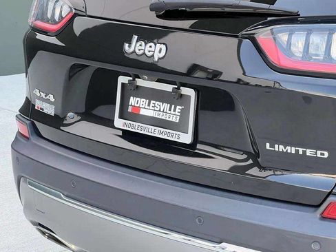 Used 2020 Jeep Cherokee Limited AWD/4WD image 35