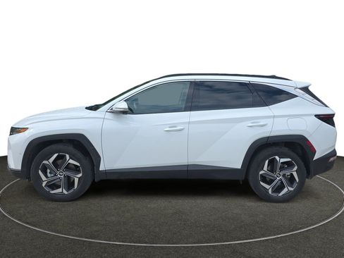 Certified 2022 Hyundai Tucson Limited AWD/4WD image 2