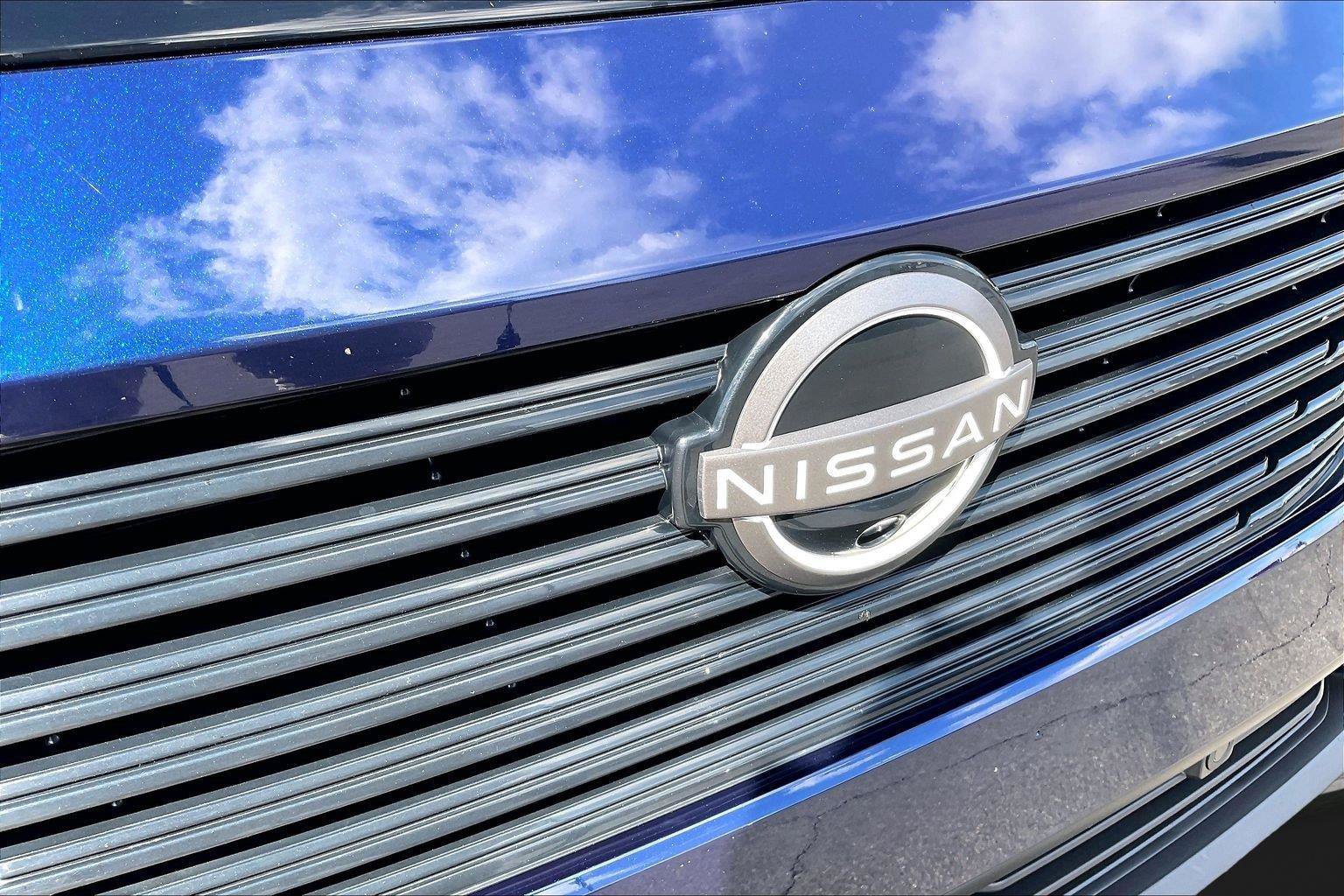Certified 2025 Nissan Murano SV FWD image 28