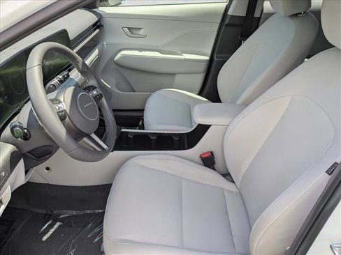 Certified 2025 Hyundai Kona SEL FWD image 15