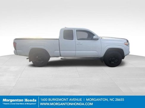 Used 2020 Toyota Tacoma SR w/ SR Convenience Package RWD image 5