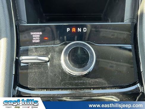 Certified 2023 Jeep Grand Cherokee L Limited AWD/4WD image 37