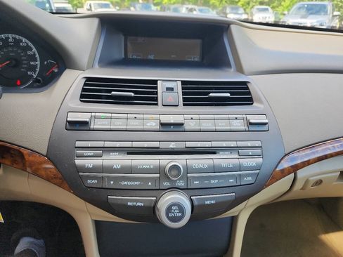 Used 2009 Honda Accord EX-L image 17