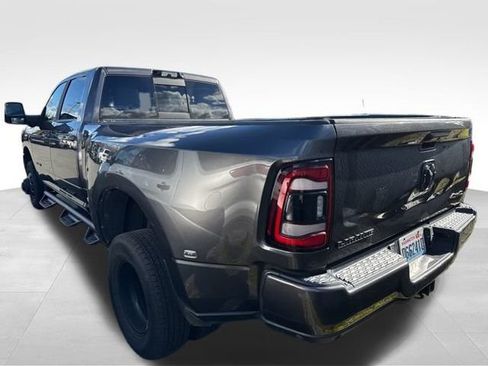 Used 2023 RAM 3500 Laramie w/ Night Edition image 24