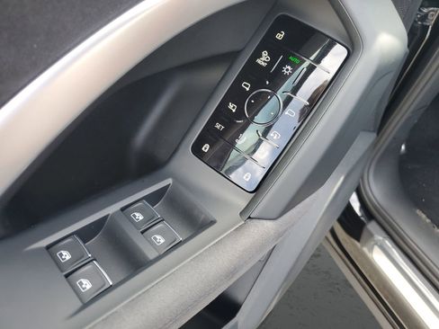 New 2025 Audi SQ5 Premium Plus image 21