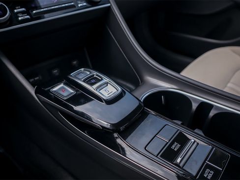 Used 2023 Hyundai Sonata SEL image 17