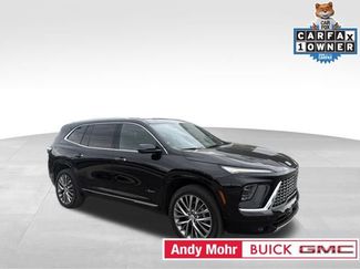 Used 2025 Buick Enclave Avenir AWD/4WD 360° Tour