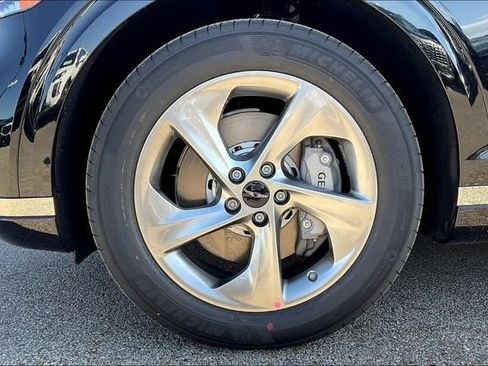 New 2026 Genesis GV70 2.5T Select AWD/4WD image 12