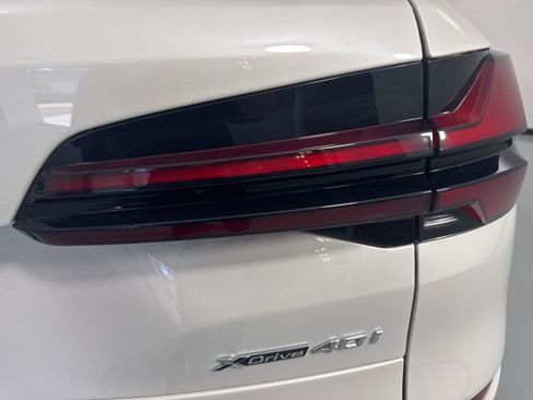 New 2026 BMW X5 xDrive40i w/ M Sport Package image 7