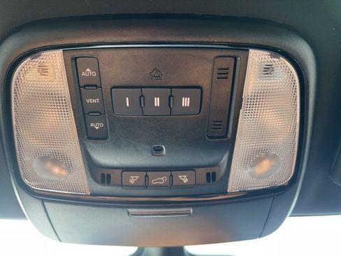 Used 2024 Dodge Durango GT image 14