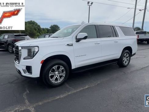 Used 2022 GMC Yukon XL SLE RWD image 4