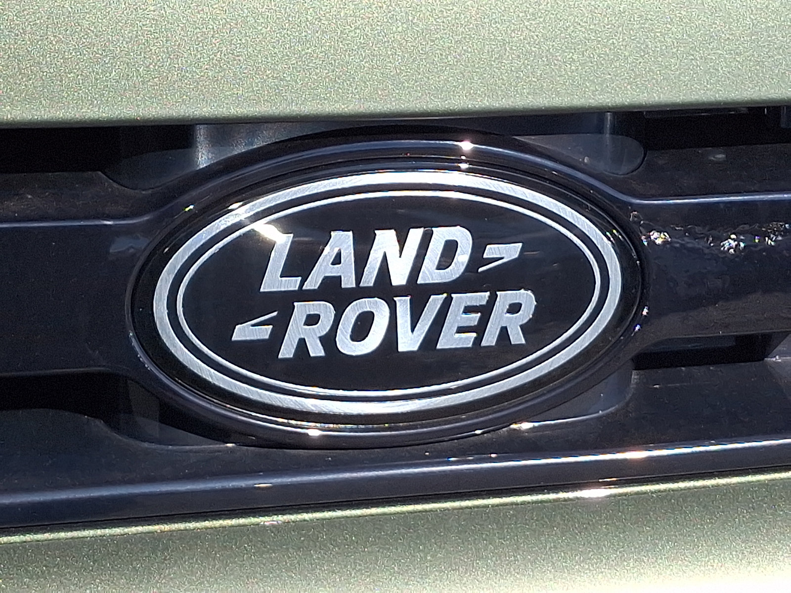 New 2026 Land Rover Defender 110 S AWD/4WD image 19