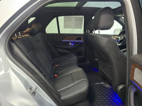 Used 2025 Mercedes-Benz GLE 350 4MATIC image 24