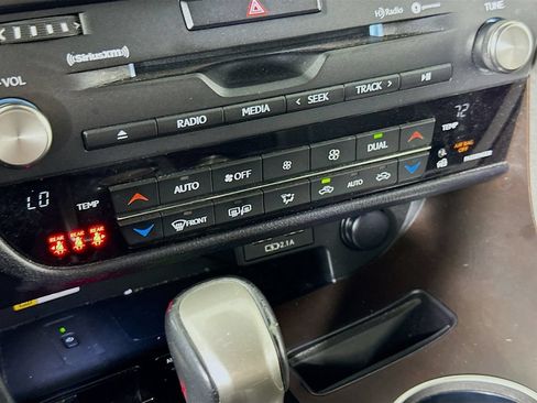 Used 2022 Lexus RX 350 FWD w/ Premium Package image 27